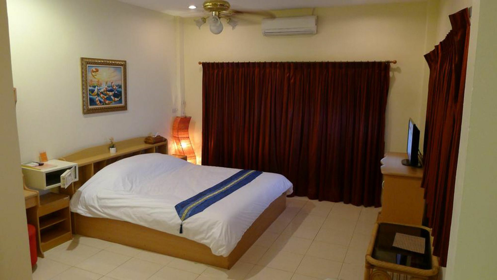 Metro Apartments Pattaya Exterior foto